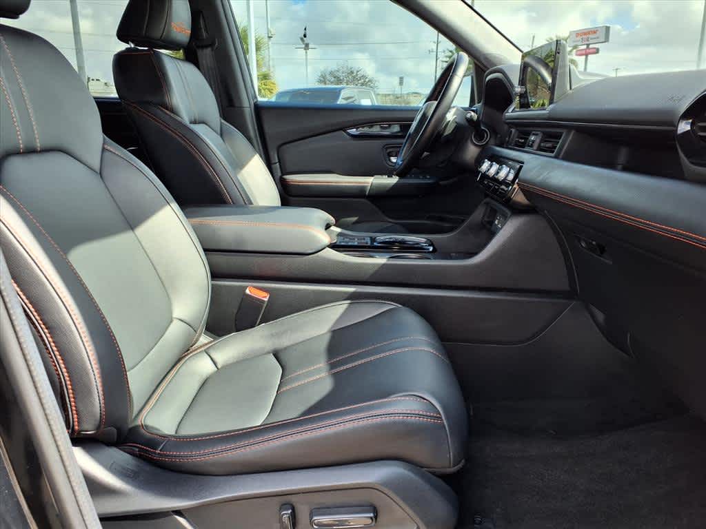 Thumbnail: 2024 Honda Pilot - 13