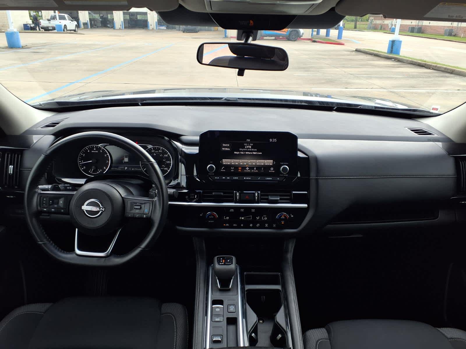 Thumbnail: 2025 Nissan Pathfinder - 8