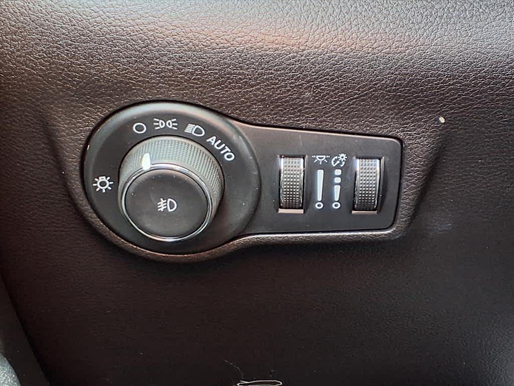 Thumbnail: 2024 Jeep Compass - 22