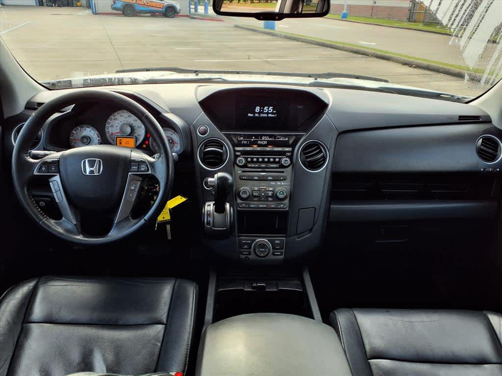 Thumbnail: 2015 Honda Pilot - 9