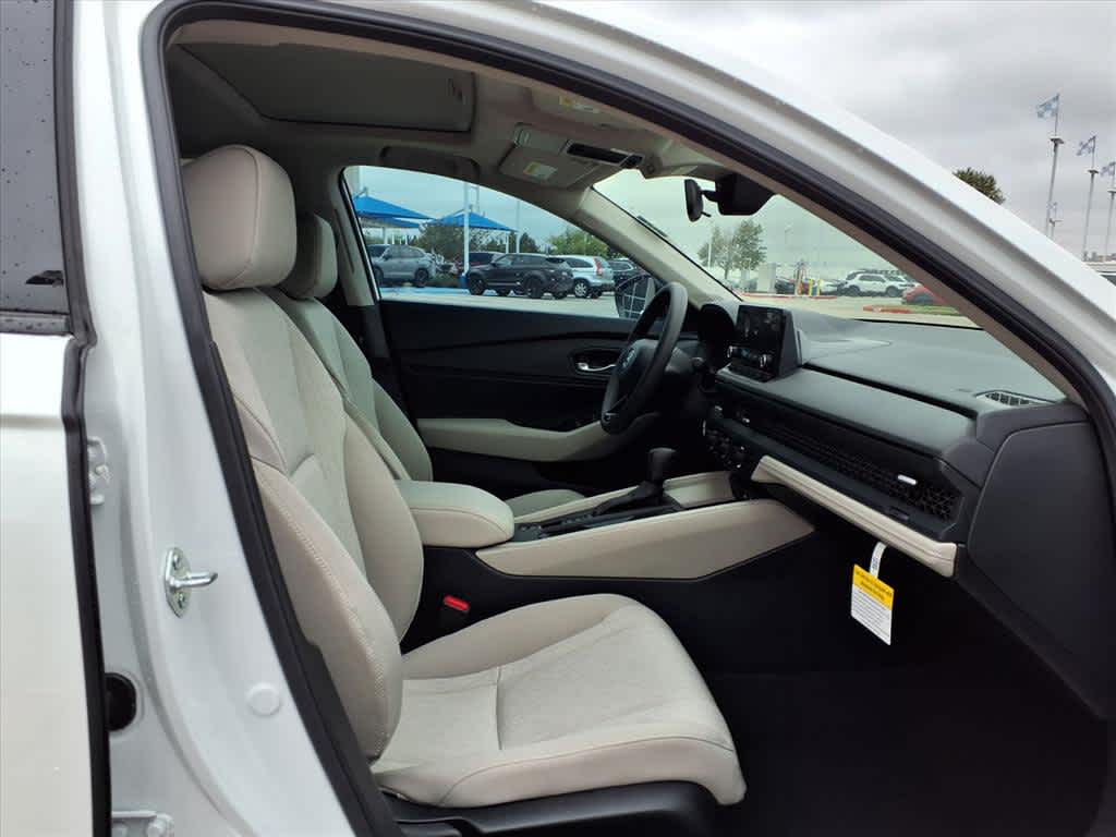 Thumbnail: 2025 Honda Accord - 14