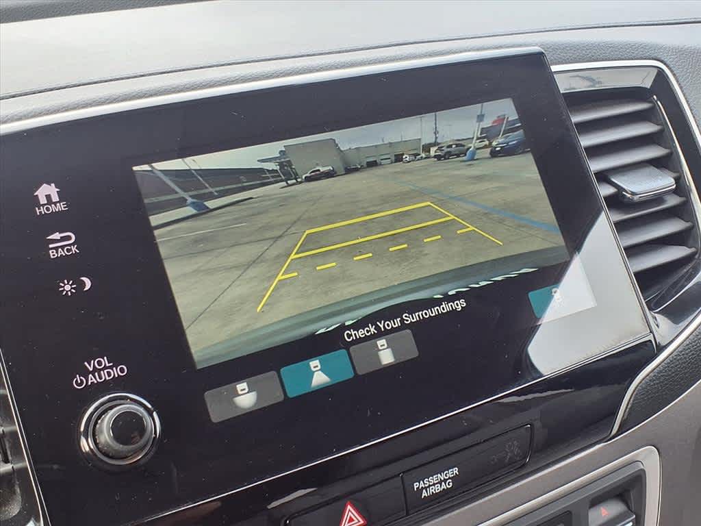 Thumbnail: 2019 Honda Pilot - 23