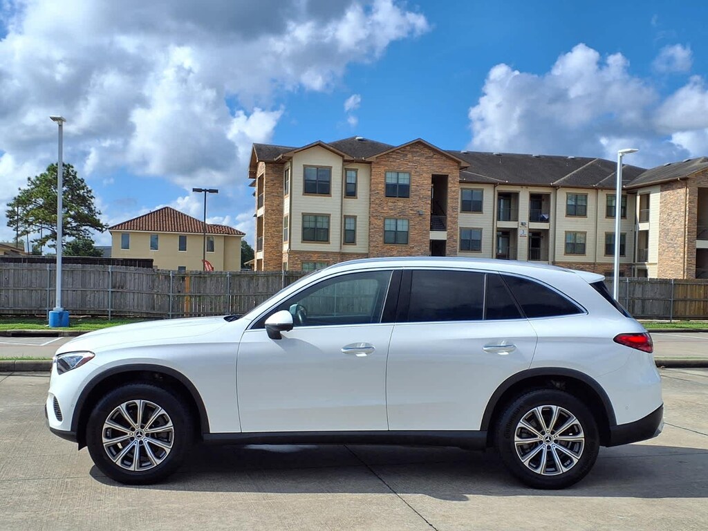 Used 2024 Mercedes-Benz GLC 300 SUV