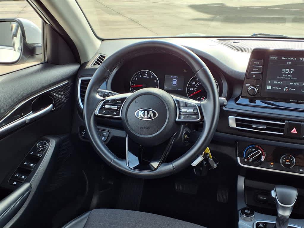 Thumbnail: 2021 Kia Seltos - 16