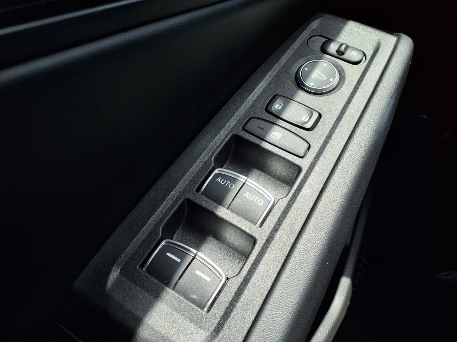 Thumbnail: 2023 Honda Accord - 25