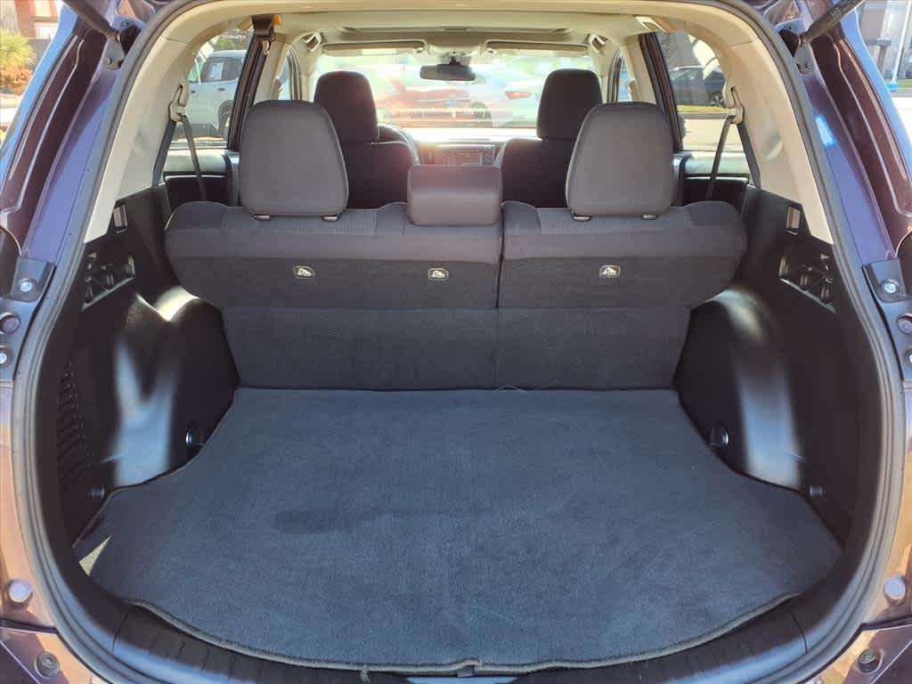 Thumbnail: 2017 Toyota RAV4 - 14