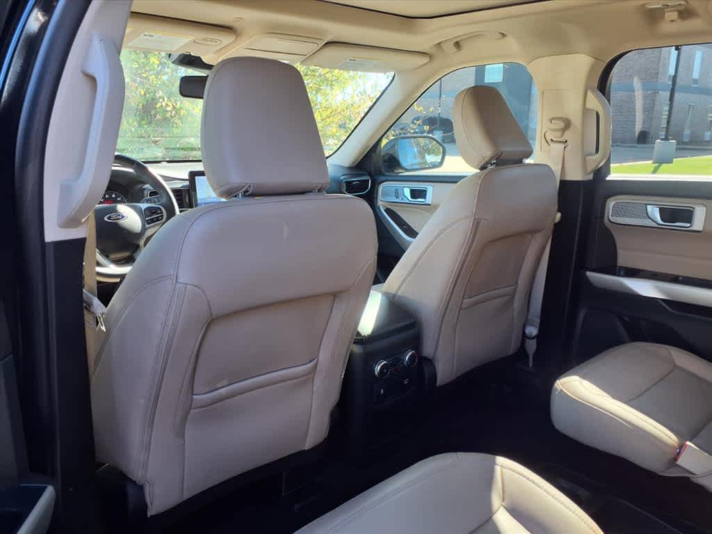 Thumbnail: 2021 Ford Explorer - 12