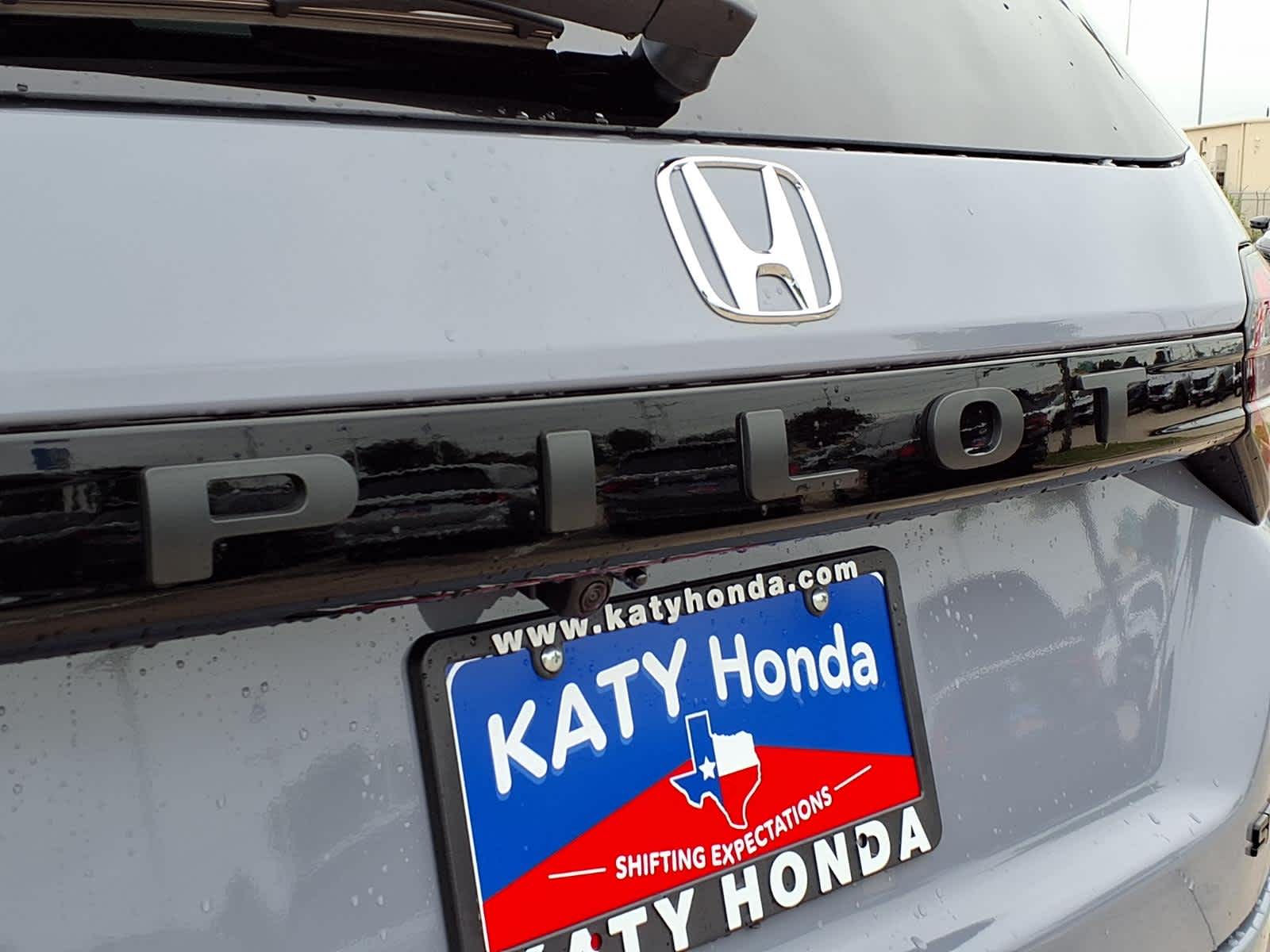 Thumbnail: 2026 Honda Pilot - 7