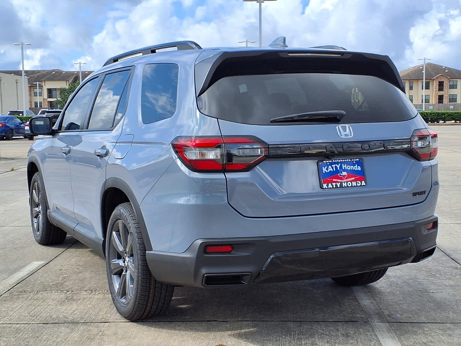 Thumbnail: 2026 Honda Pilot - 4