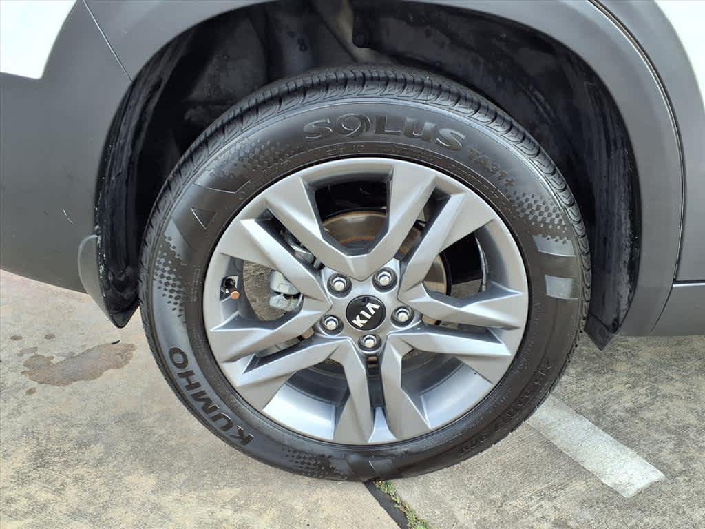 Thumbnail: 2021 Kia Seltos - 9