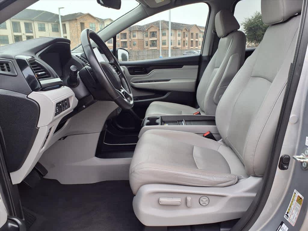Thumbnail: 2018 Honda Odyssey - 11