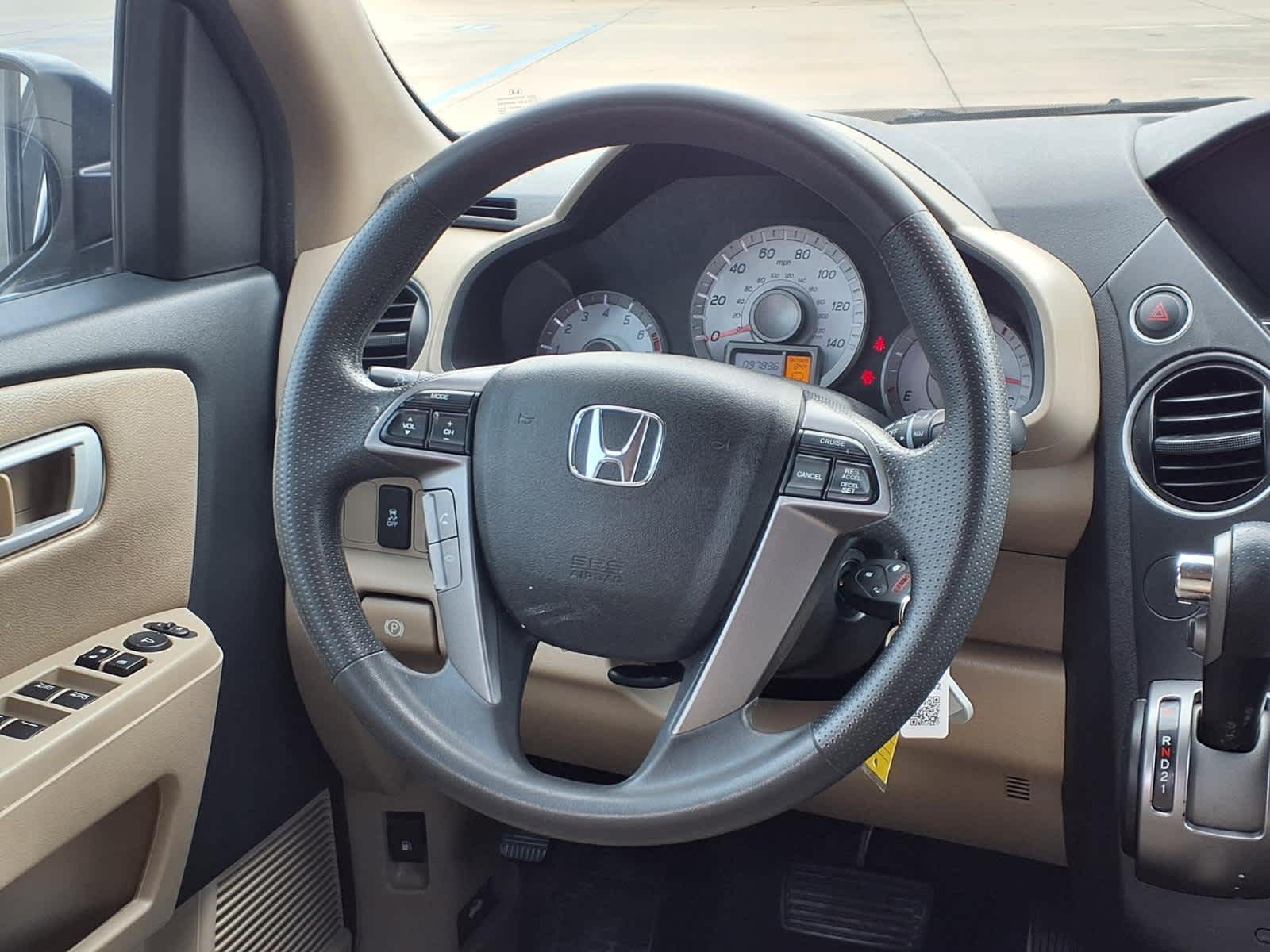 Thumbnail: 2014 Honda Pilot - 15