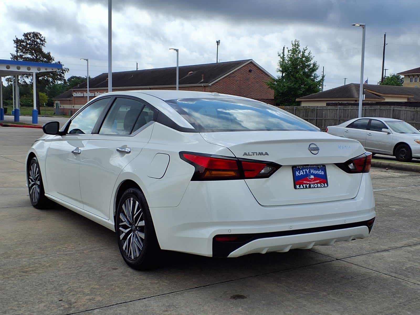Thumbnail: 2025 Nissan Altima - 5