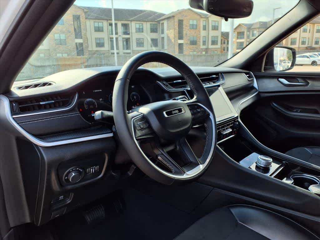 Thumbnail: 2023 Jeep Grand Cherokee - 2