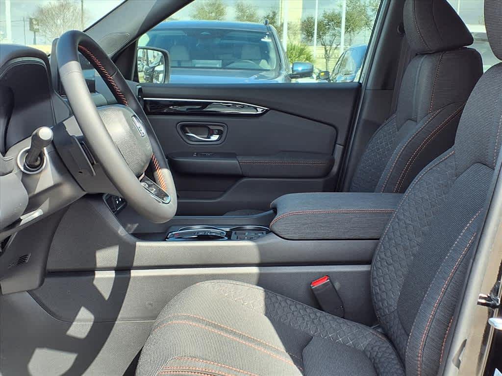 Thumbnail: 2026 Honda Pilot - 10