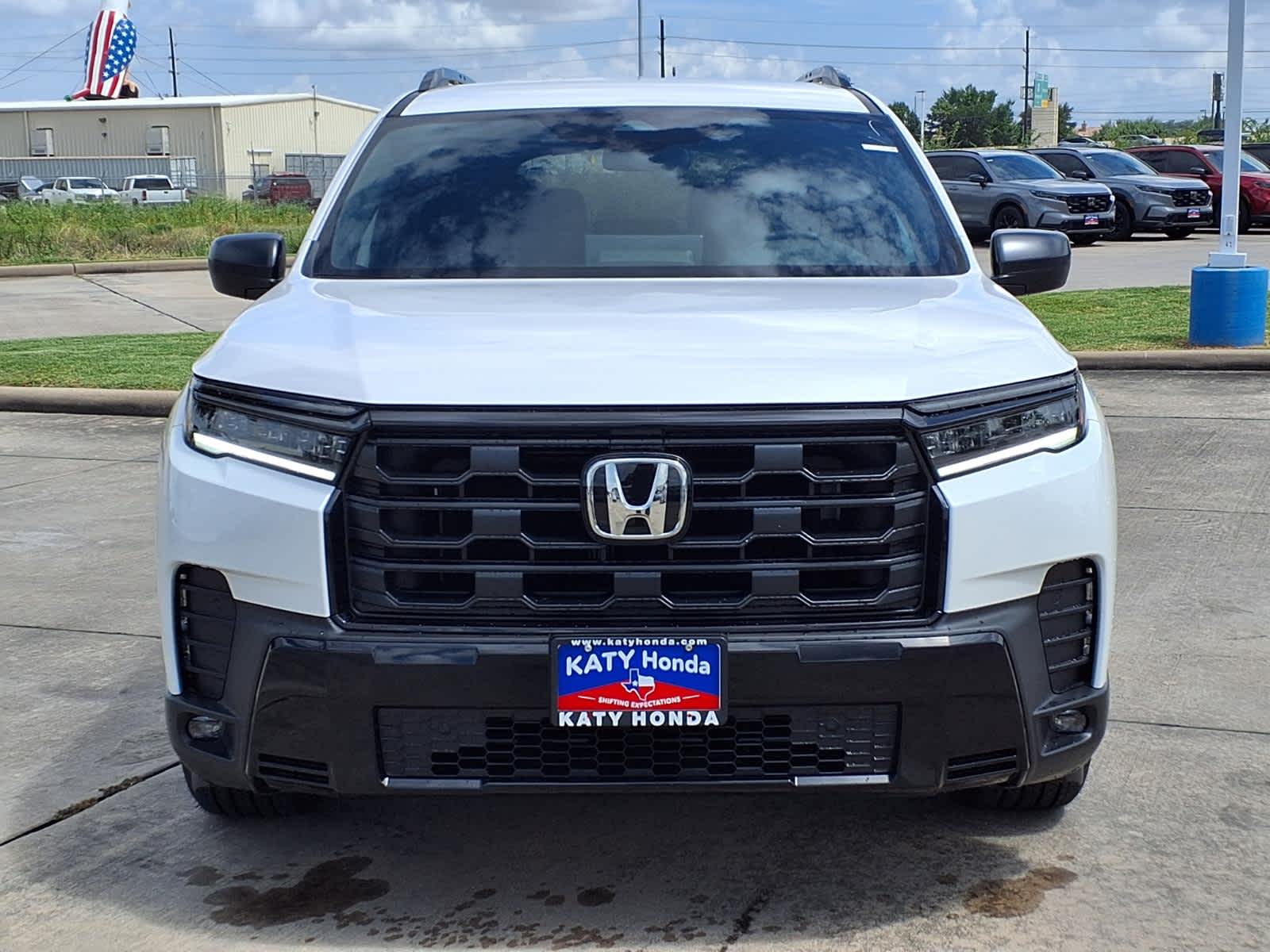 Thumbnail: 2026 Honda Pilot - 6