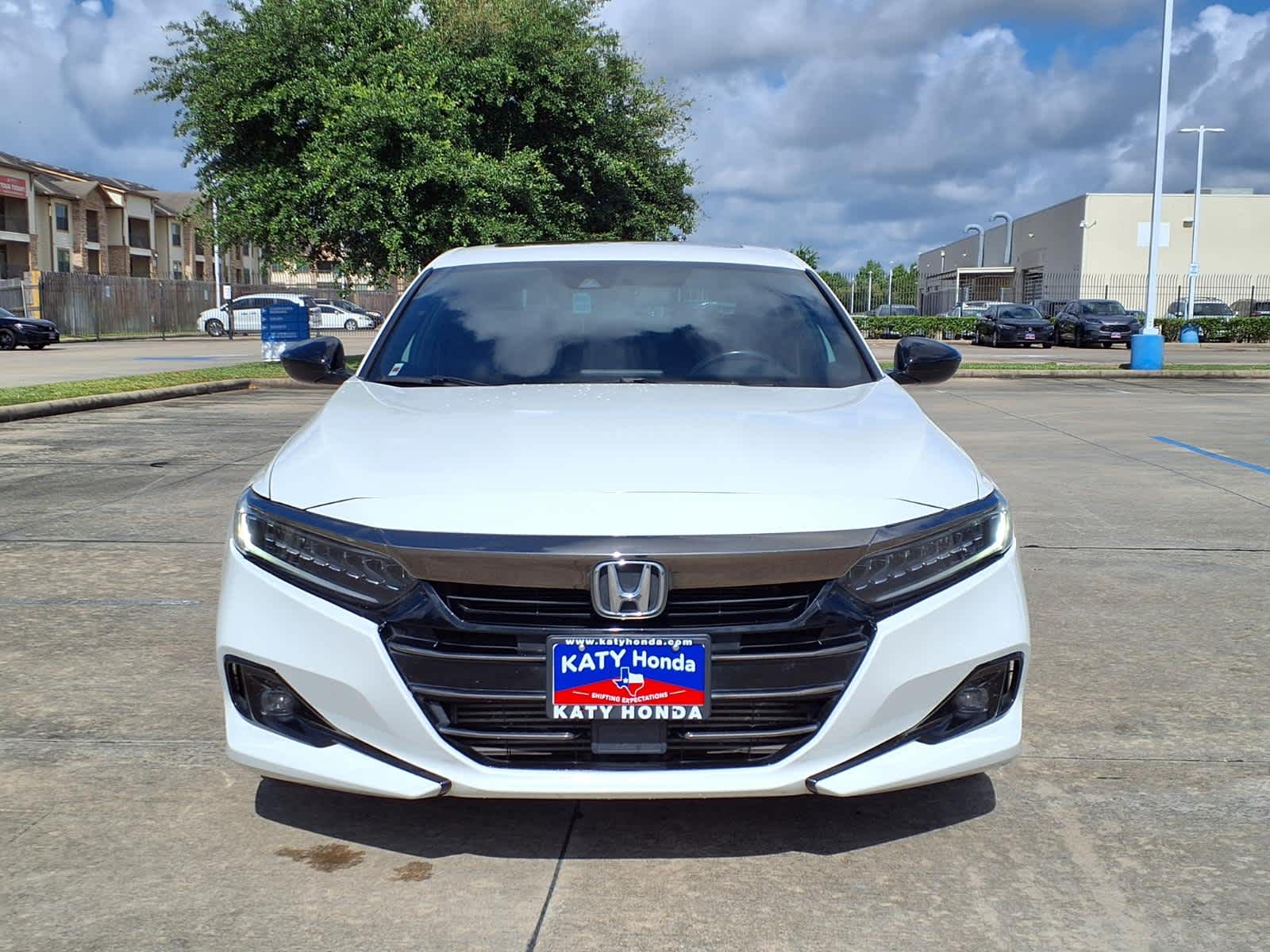 Thumbnail: 2022 Honda Accord - 2