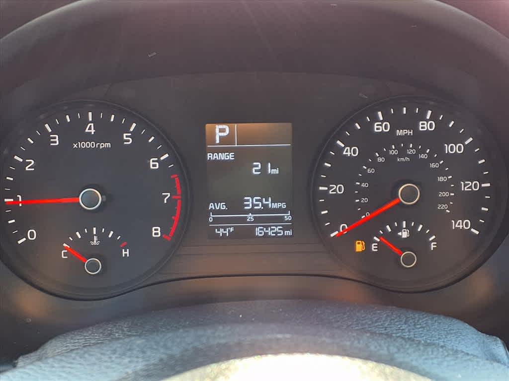 Thumbnail: 2023 Kia Rio - 18