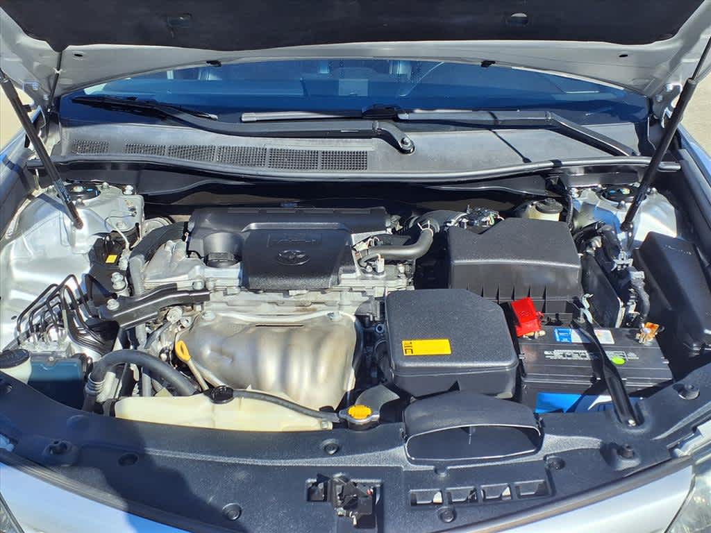 Thumbnail: 2013 Toyota Camry - 9