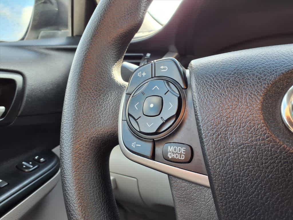 Thumbnail: 2014 Toyota Camry - 21