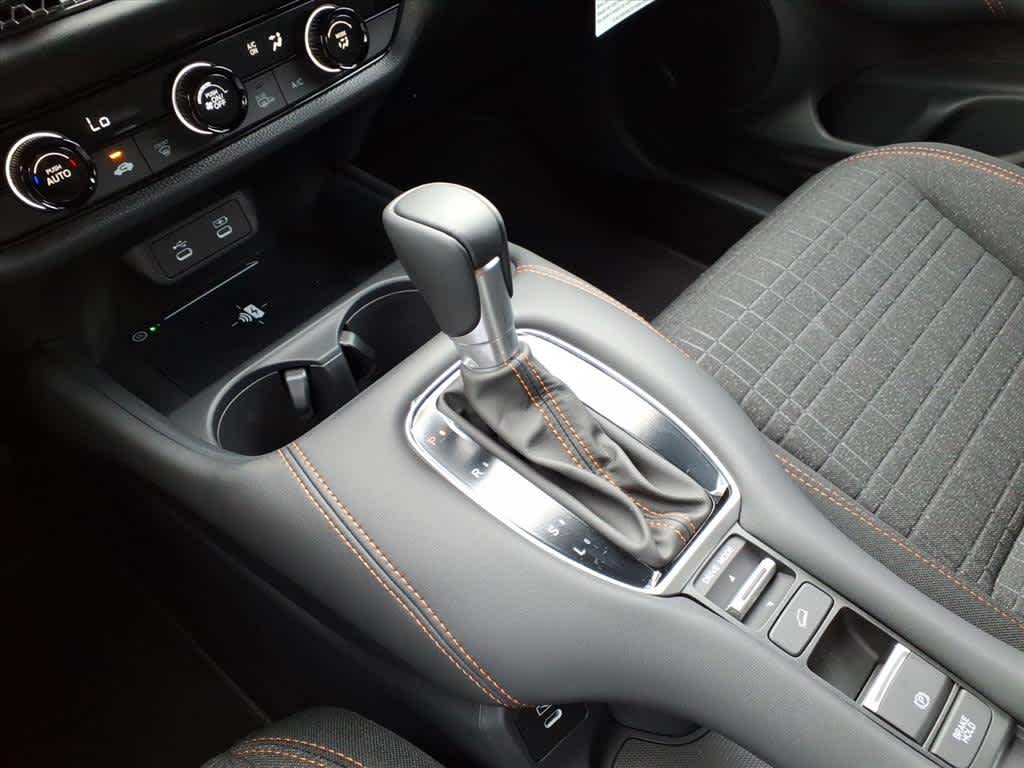 Thumbnail: 2026 Honda HR-V - 17