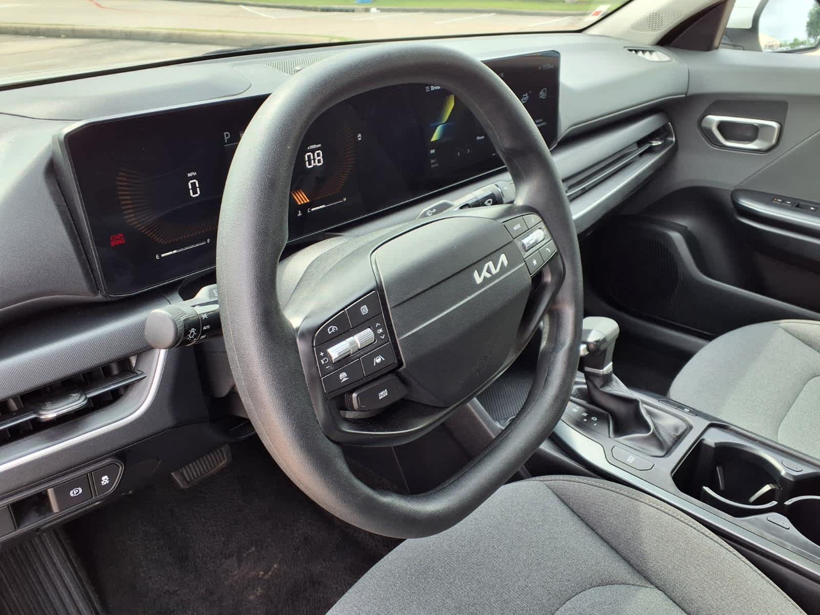 Thumbnail: 2025 Kia K4 - 2