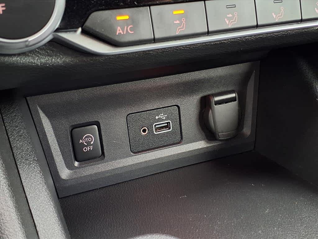 Thumbnail: 2024 Nissan Sentra - 23