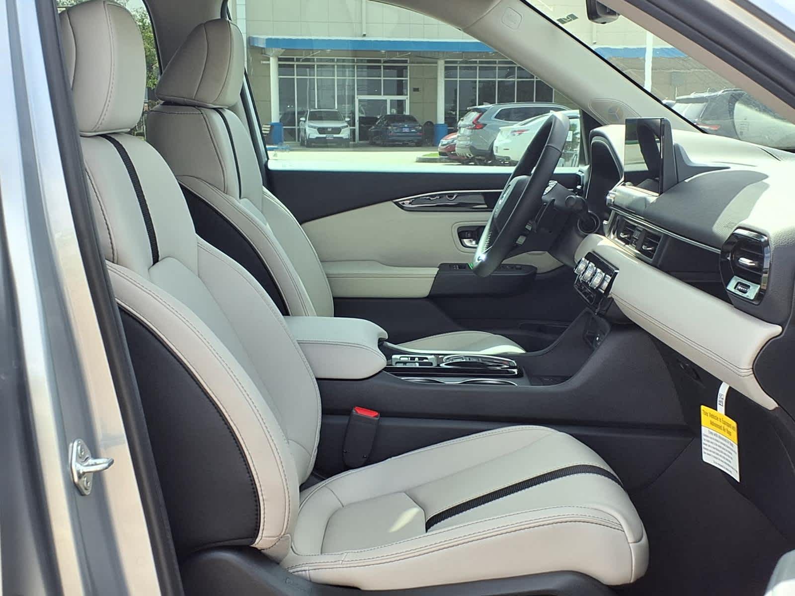 Thumbnail: 2026 Honda Pilot - 13