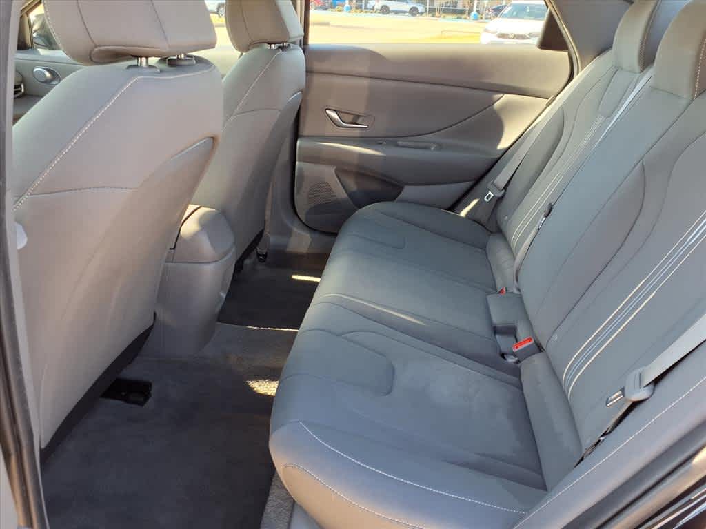 Thumbnail: 2024 Hyundai Elantra - 13