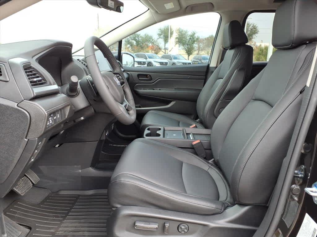 Thumbnail: 2026 Honda Odyssey - 11