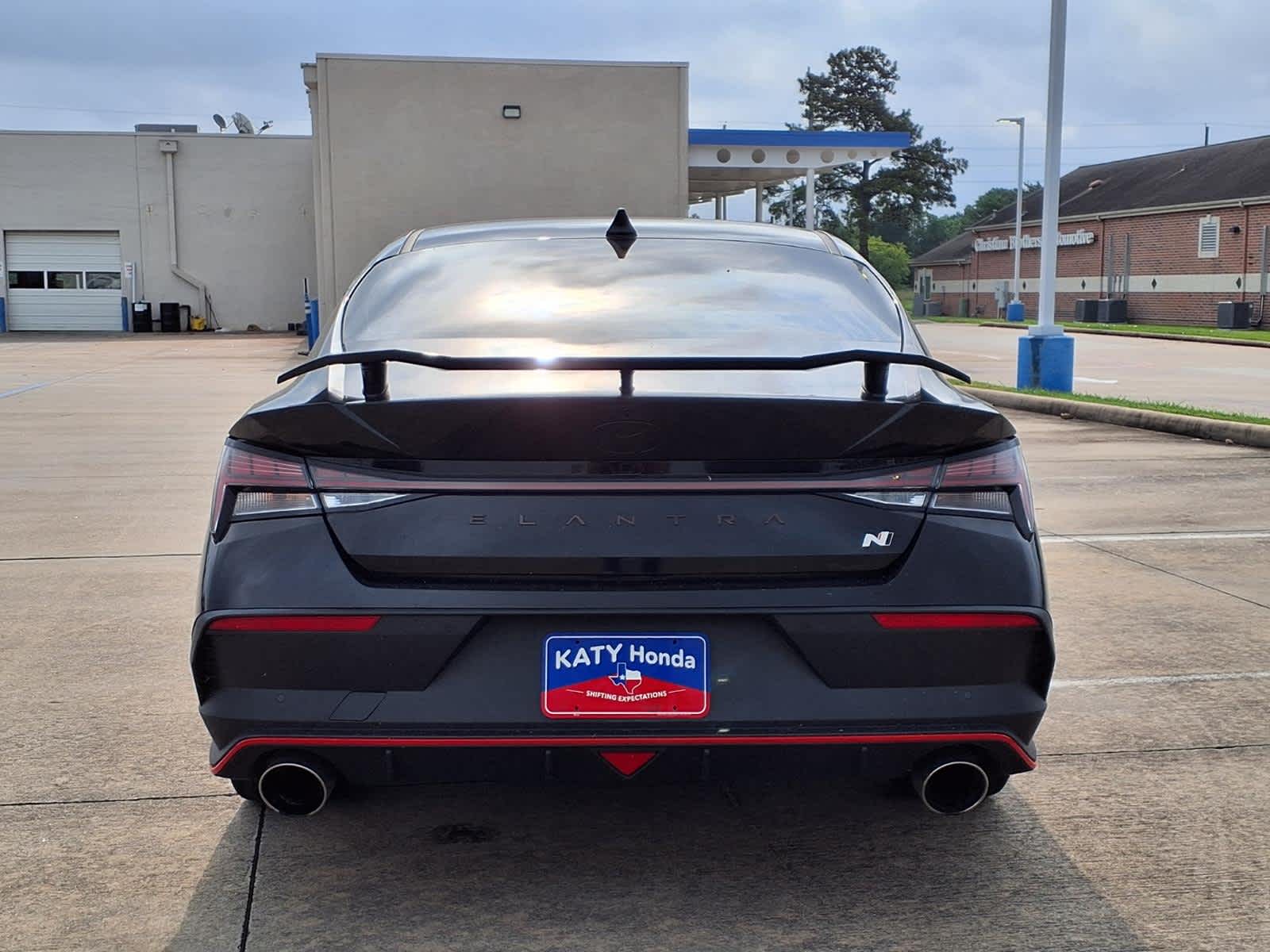 Thumbnail: 2024 Hyundai Elantra - 6