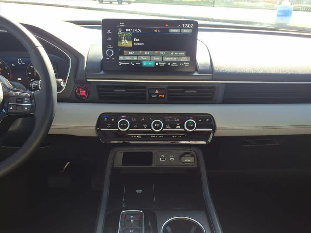 Thumbnail: 2025 Honda Pilot - 16