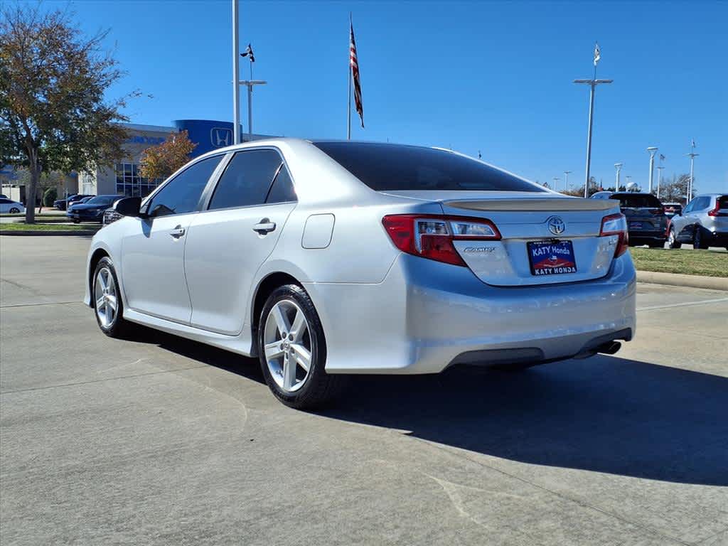 Thumbnail: 2013 Toyota Camry - 4