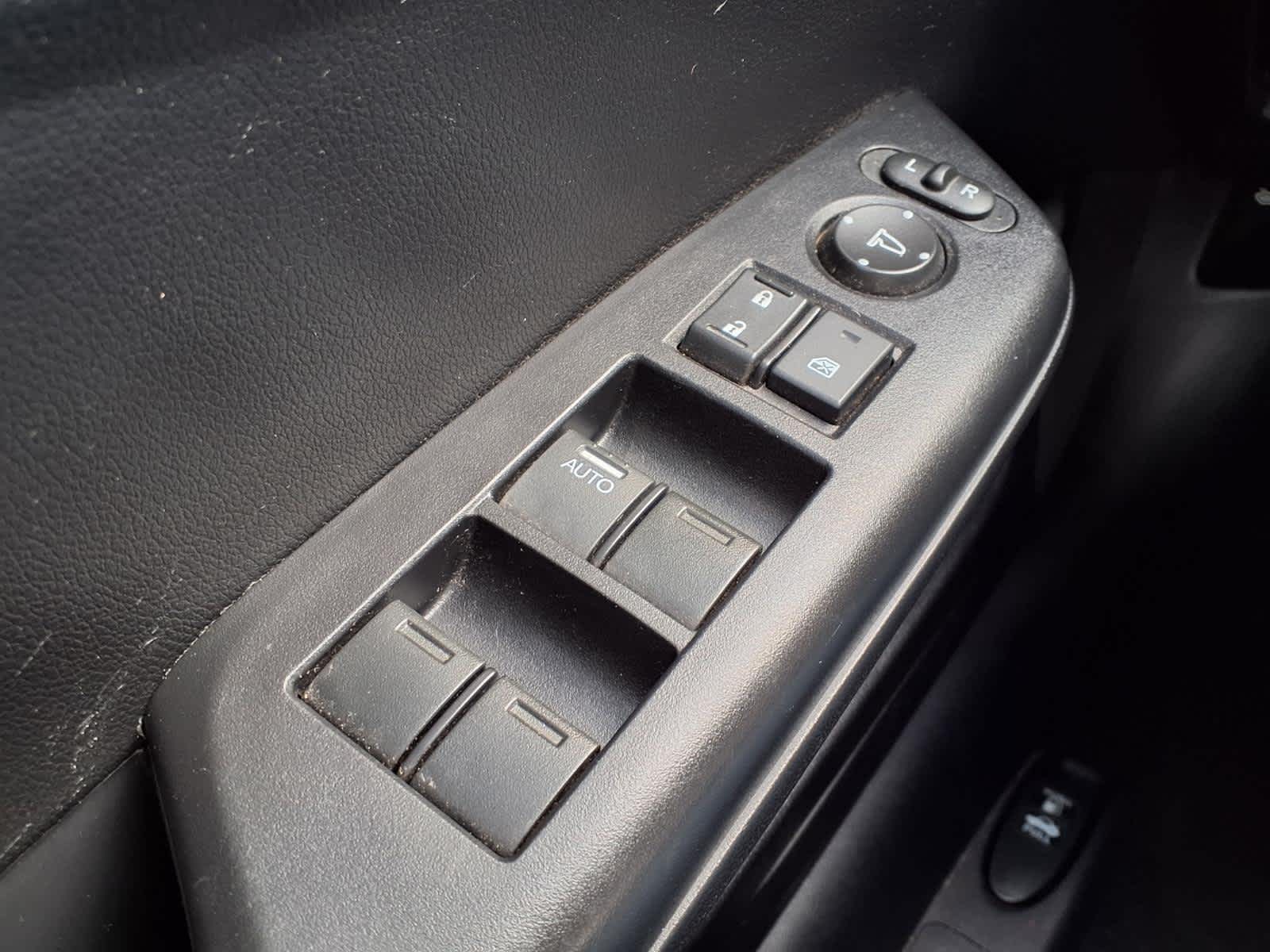 Thumbnail: 2013 Honda Civic - 20