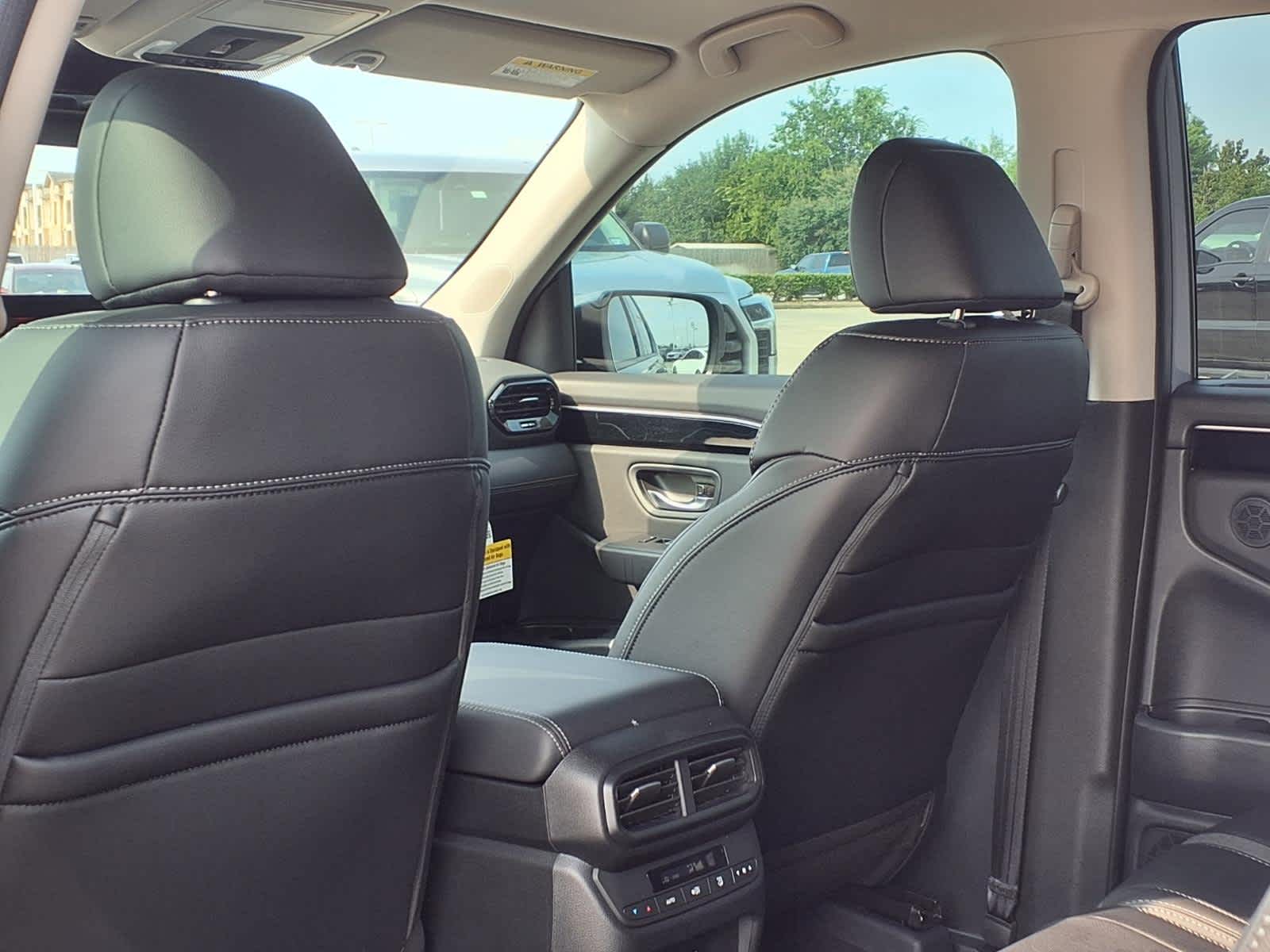 Thumbnail: 2026 Honda Pilot - 11
