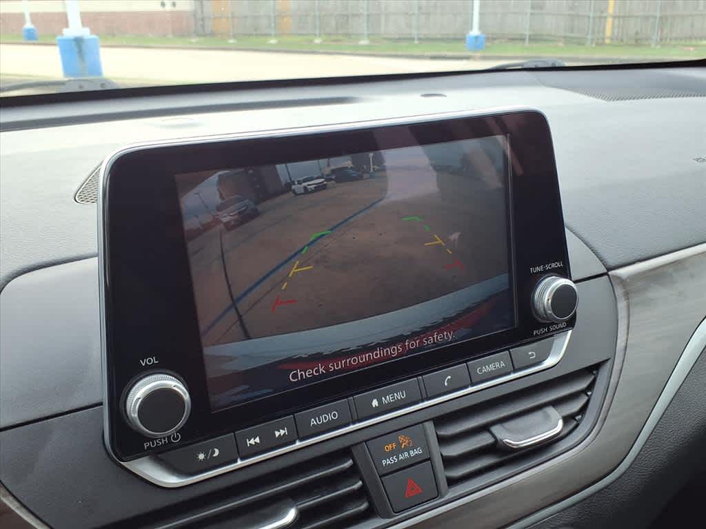 Thumbnail: 2023 Nissan Altima - 22