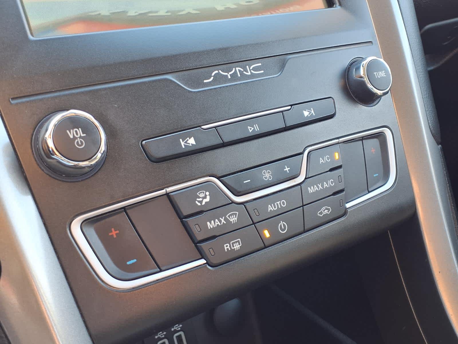 Thumbnail: 2019 Ford Fusion - 18