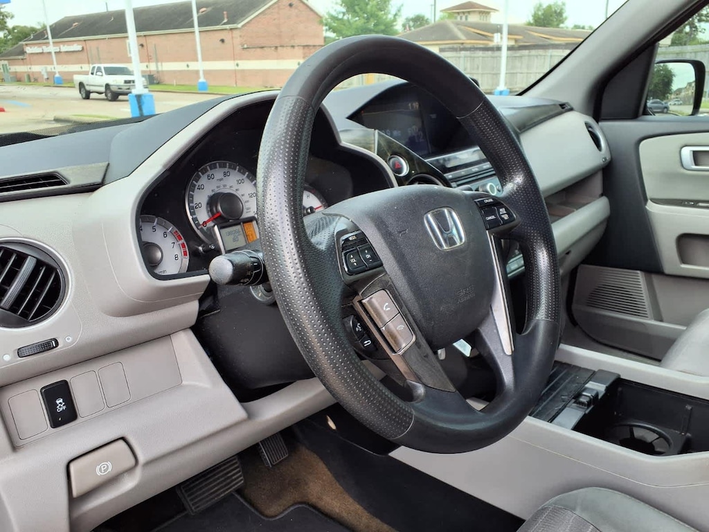 Used 2014 Honda Pilot EX SUV
