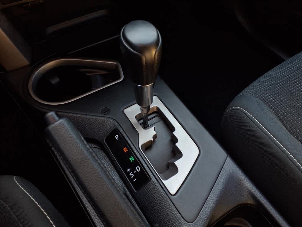 Thumbnail: 2017 Toyota RAV4 - 23