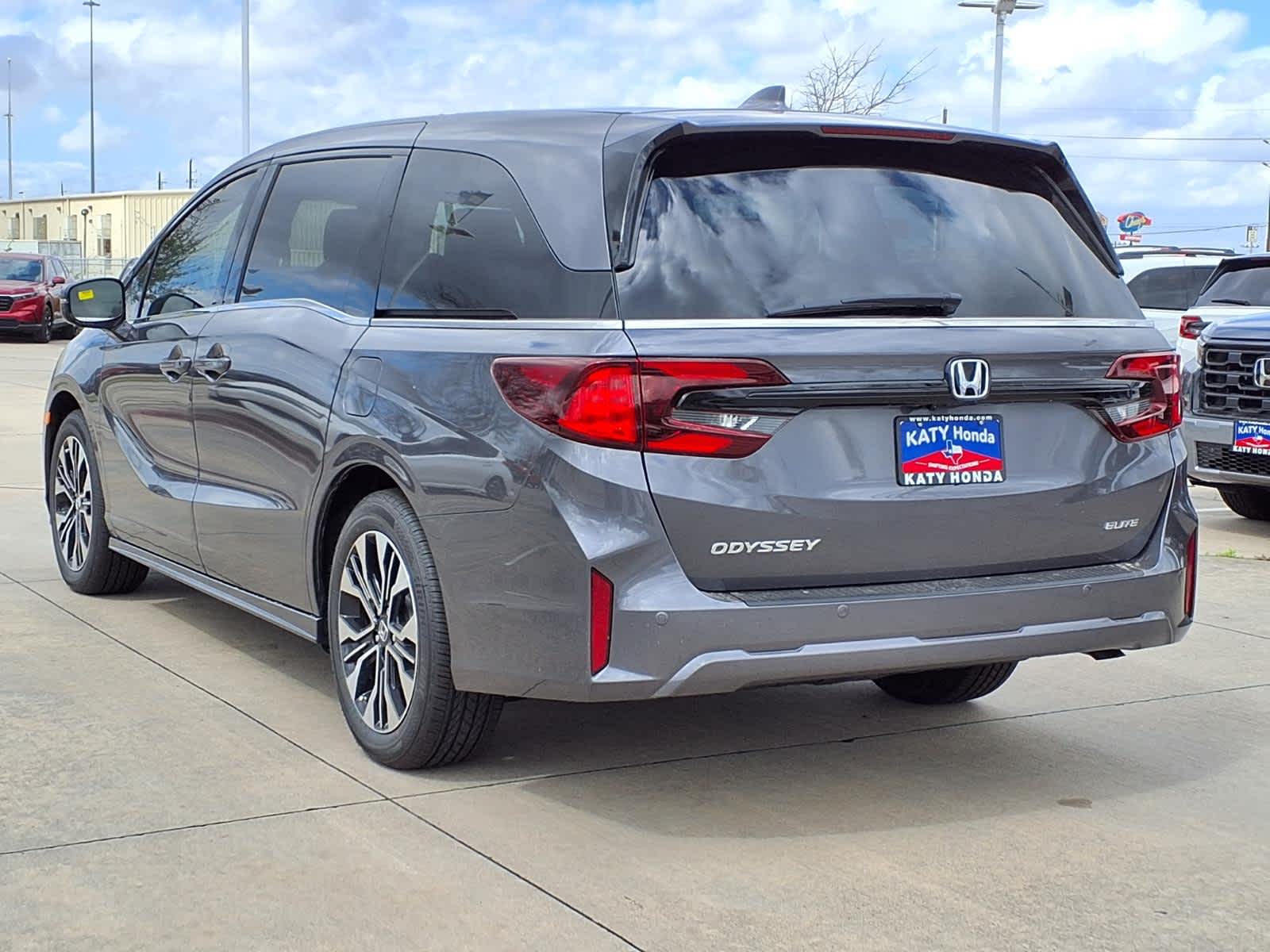 Thumbnail: 2026 Honda Odyssey - 4