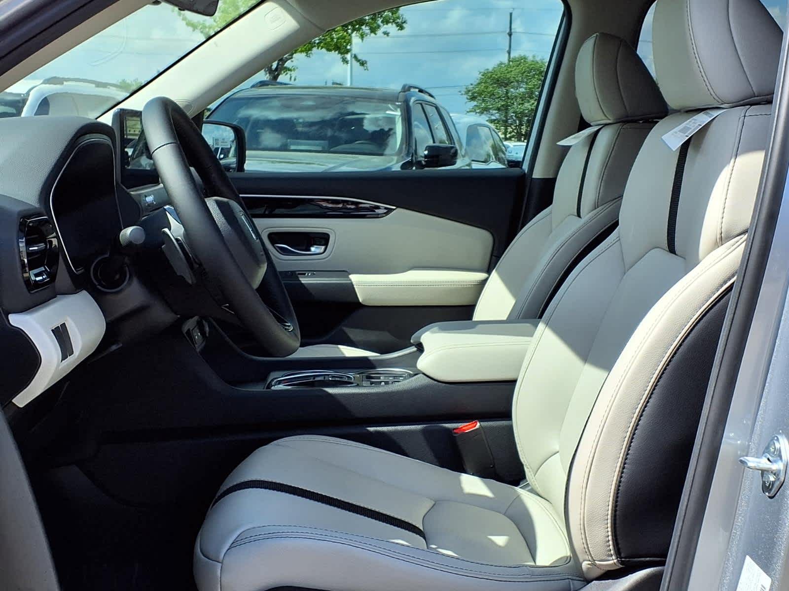 Thumbnail: 2026 Honda Pilot - 10