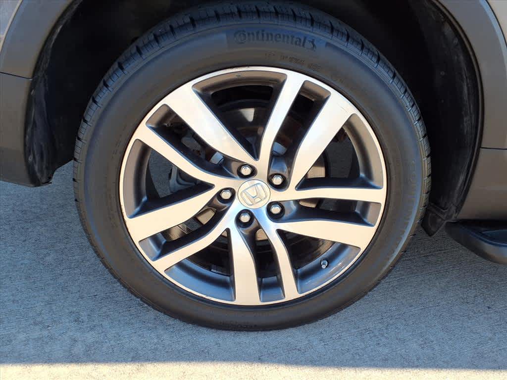 Thumbnail: 2016 Honda Pilot - 8