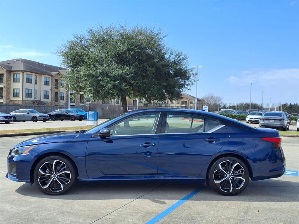 Thumbnail: 2024 Nissan Altima - 4