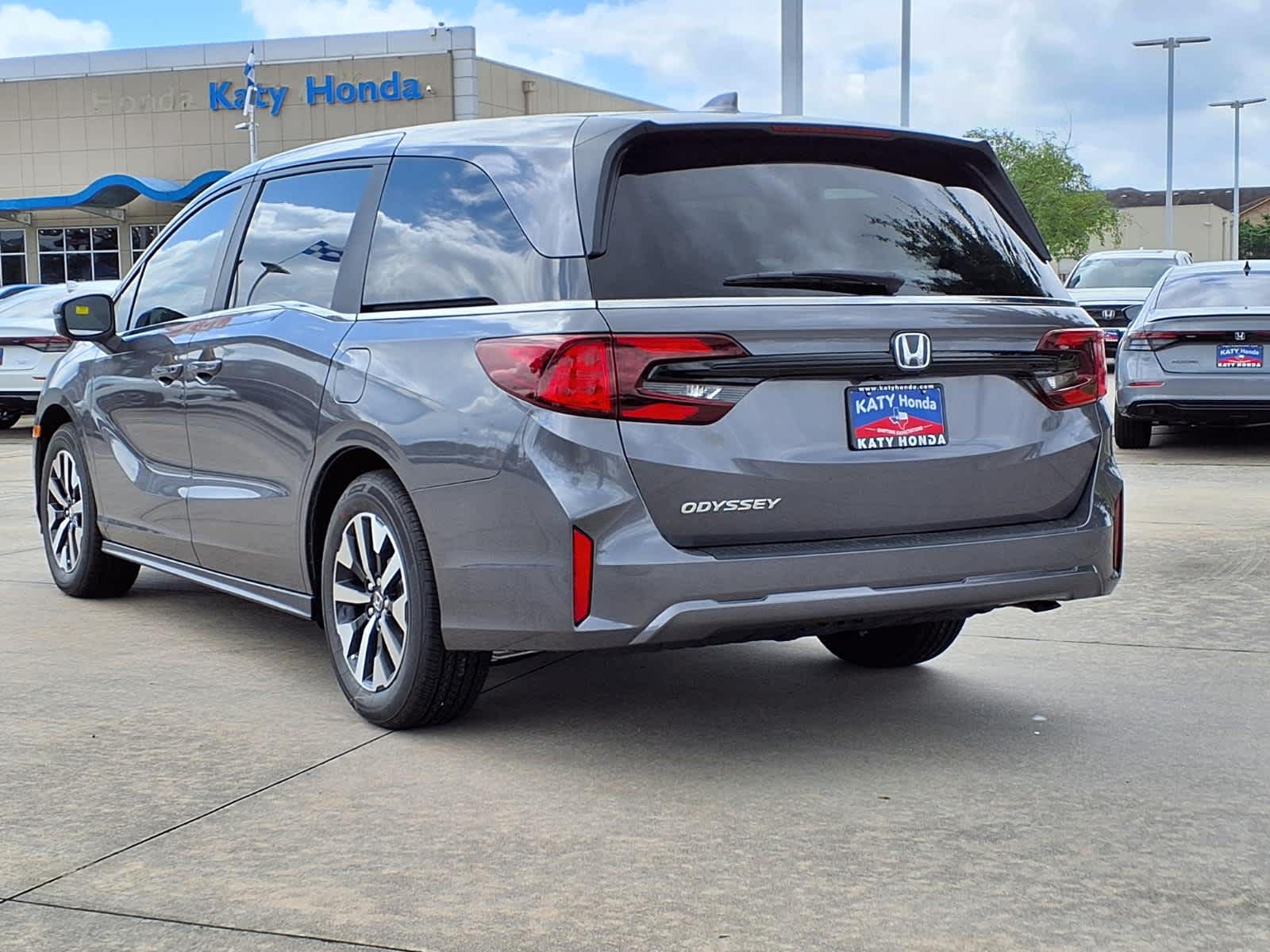 Thumbnail: 2026 Honda Odyssey - 4