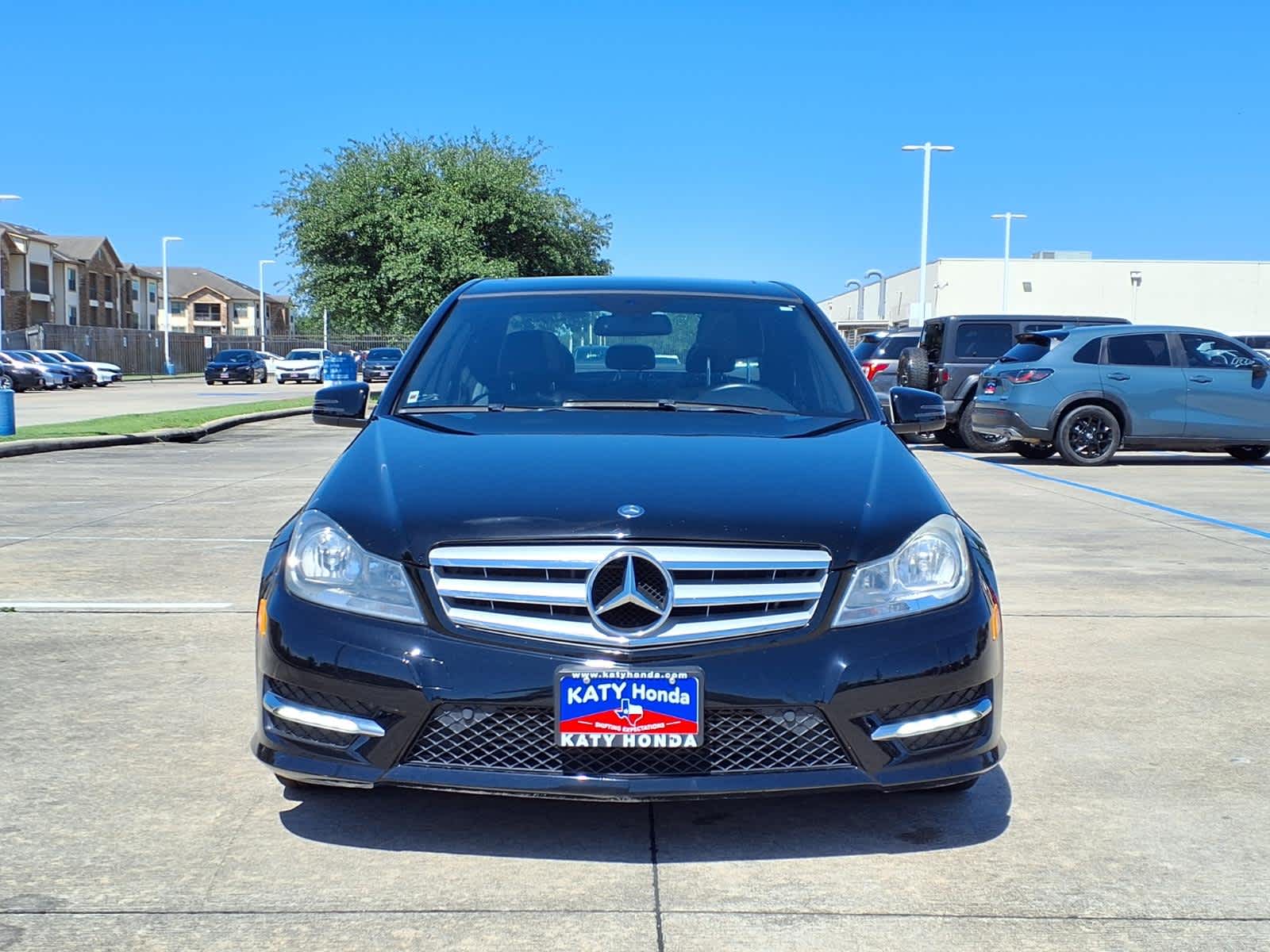 Thumbnail: 2013 Mercedes-Benz C-Class - 3