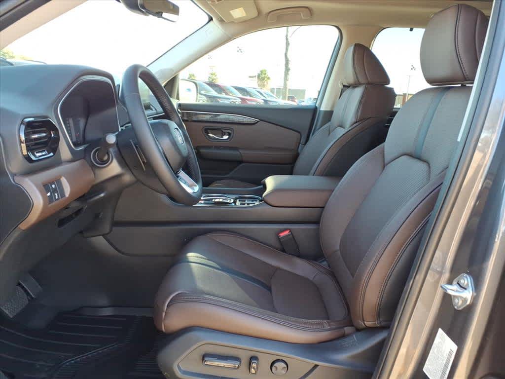 Thumbnail: 2025 Honda Pilot - 11