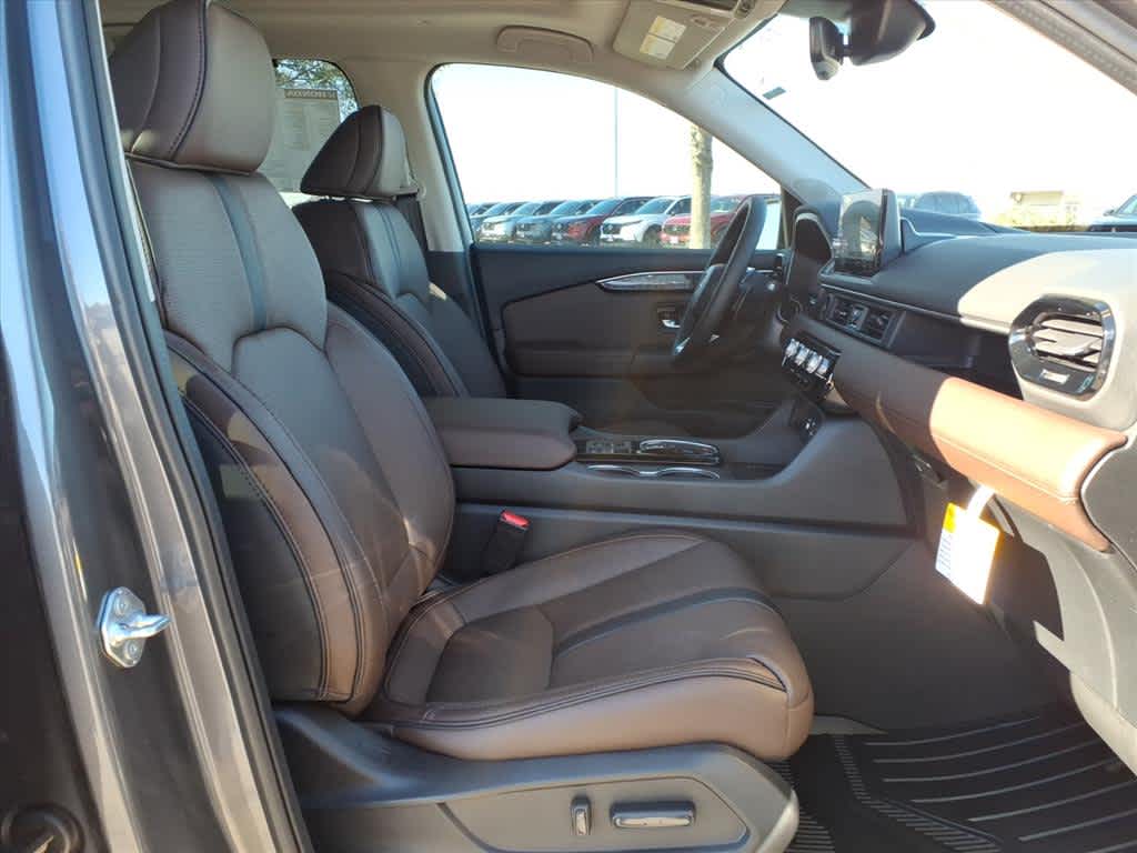 Thumbnail: 2025 Honda Pilot - 14