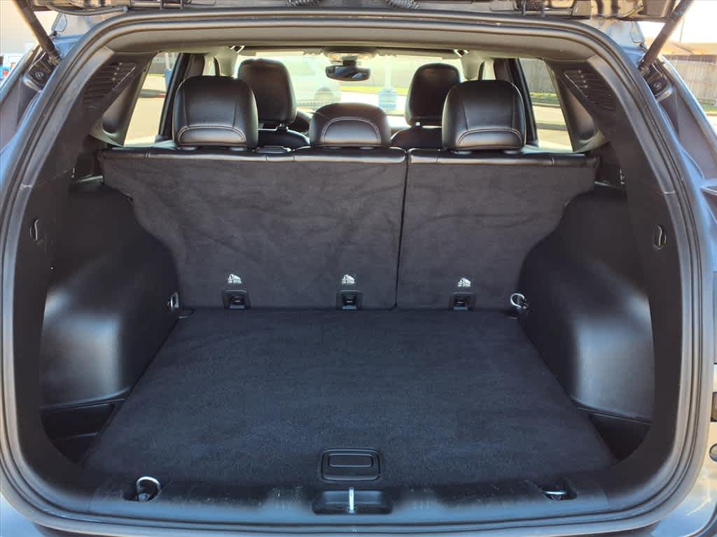 Thumbnail: 2023 Jeep Compass - 9