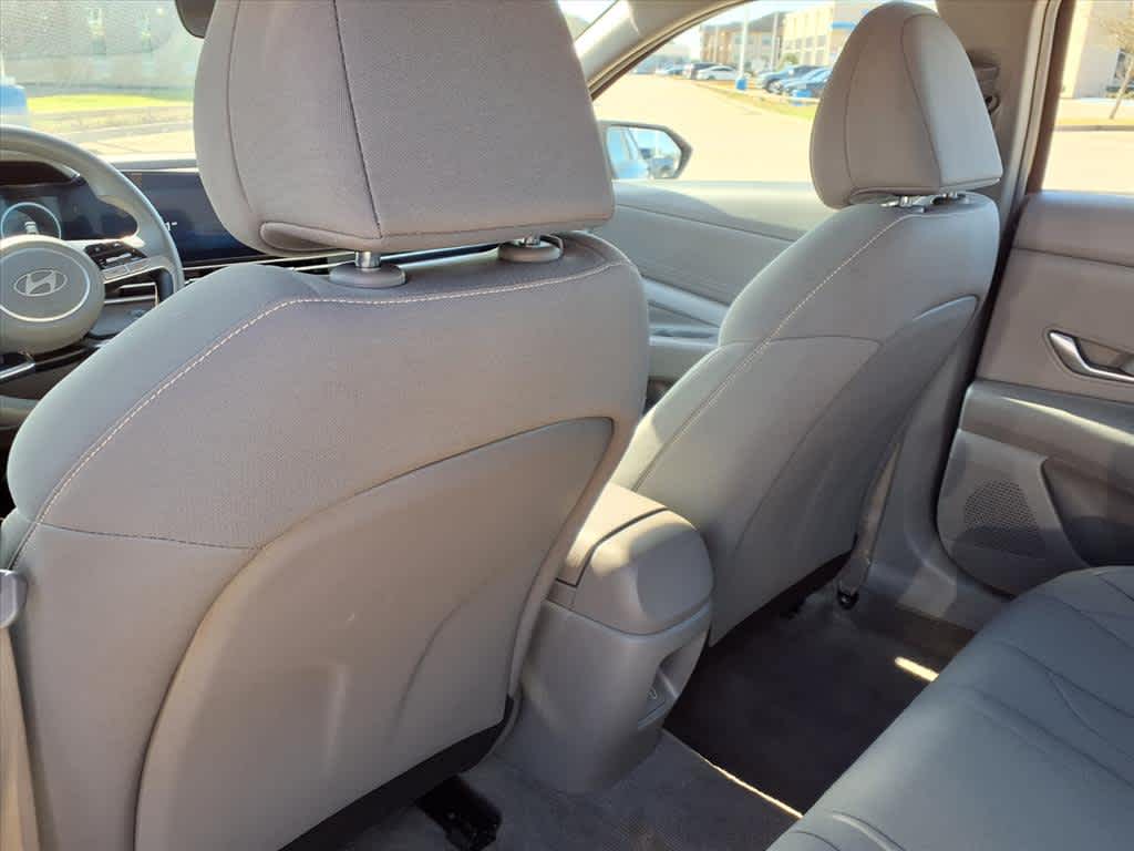 Thumbnail: 2024 Hyundai Elantra - 12