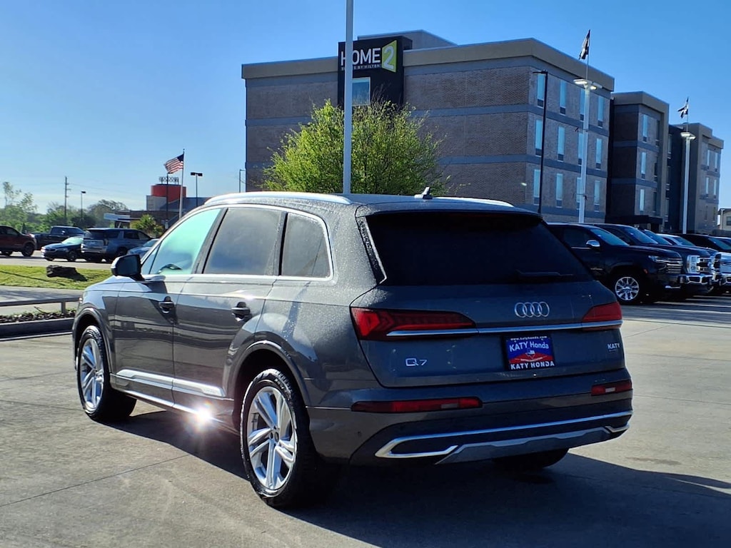Used 2024 Audi Q7 55 Premium Plus SUV